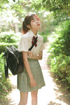 年轻的表妹